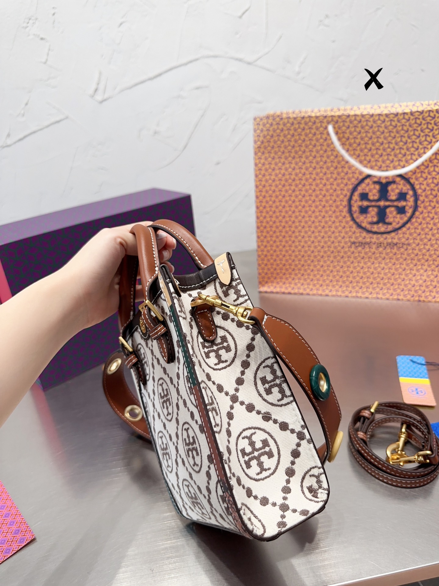 $28.99-Tory Burch-X5427 gallery