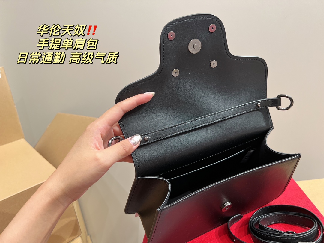 $28.99-VALENTINO-X5457 gallery
