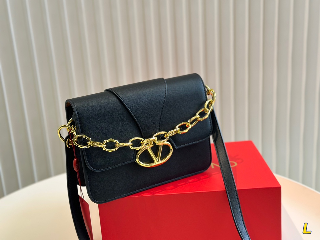 $28.99-Valentino -X5366 gallery