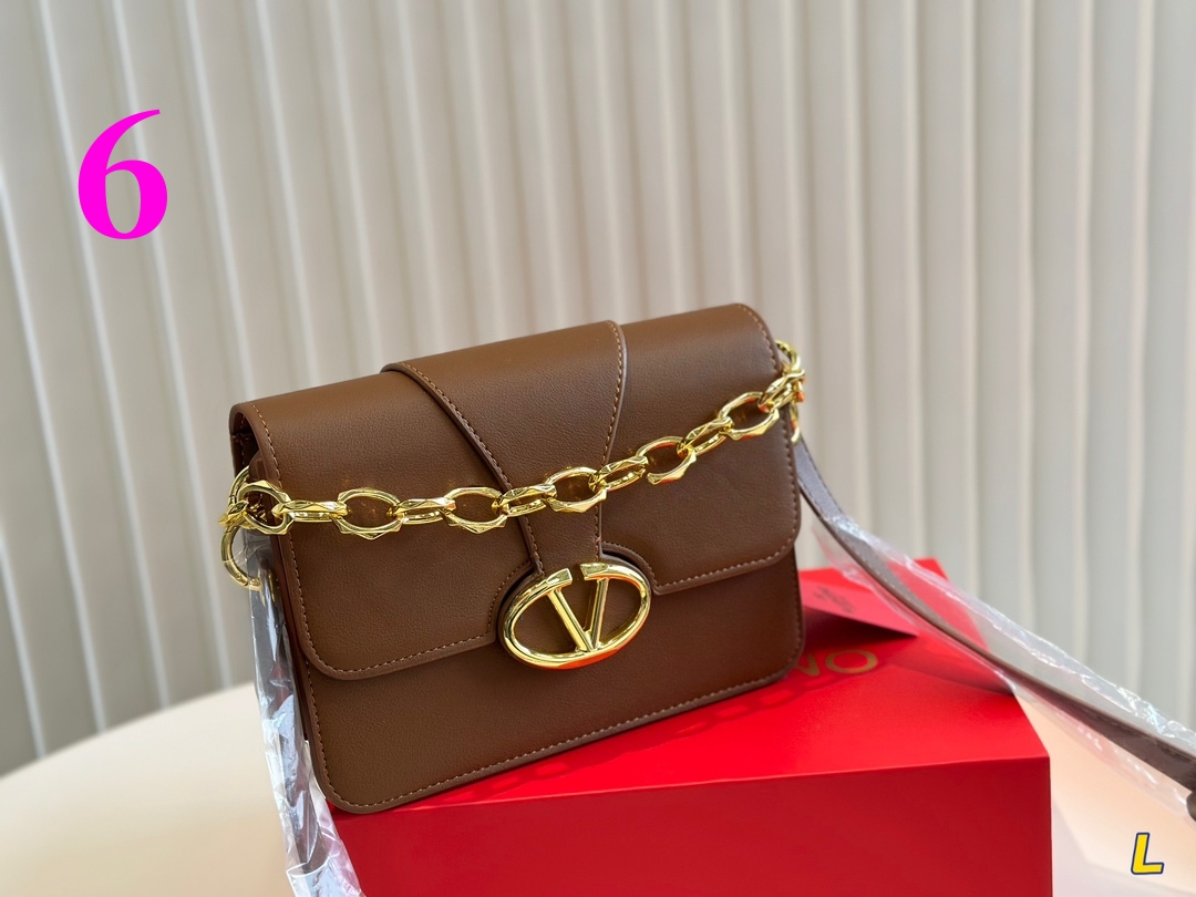 $28.99-Valentino -X5366 gallery