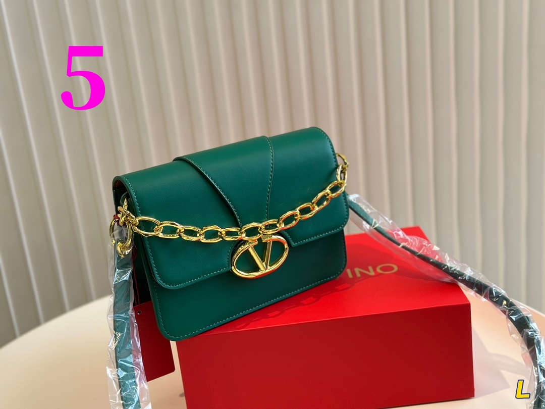 $28.99-Valentino -X5366 gallery