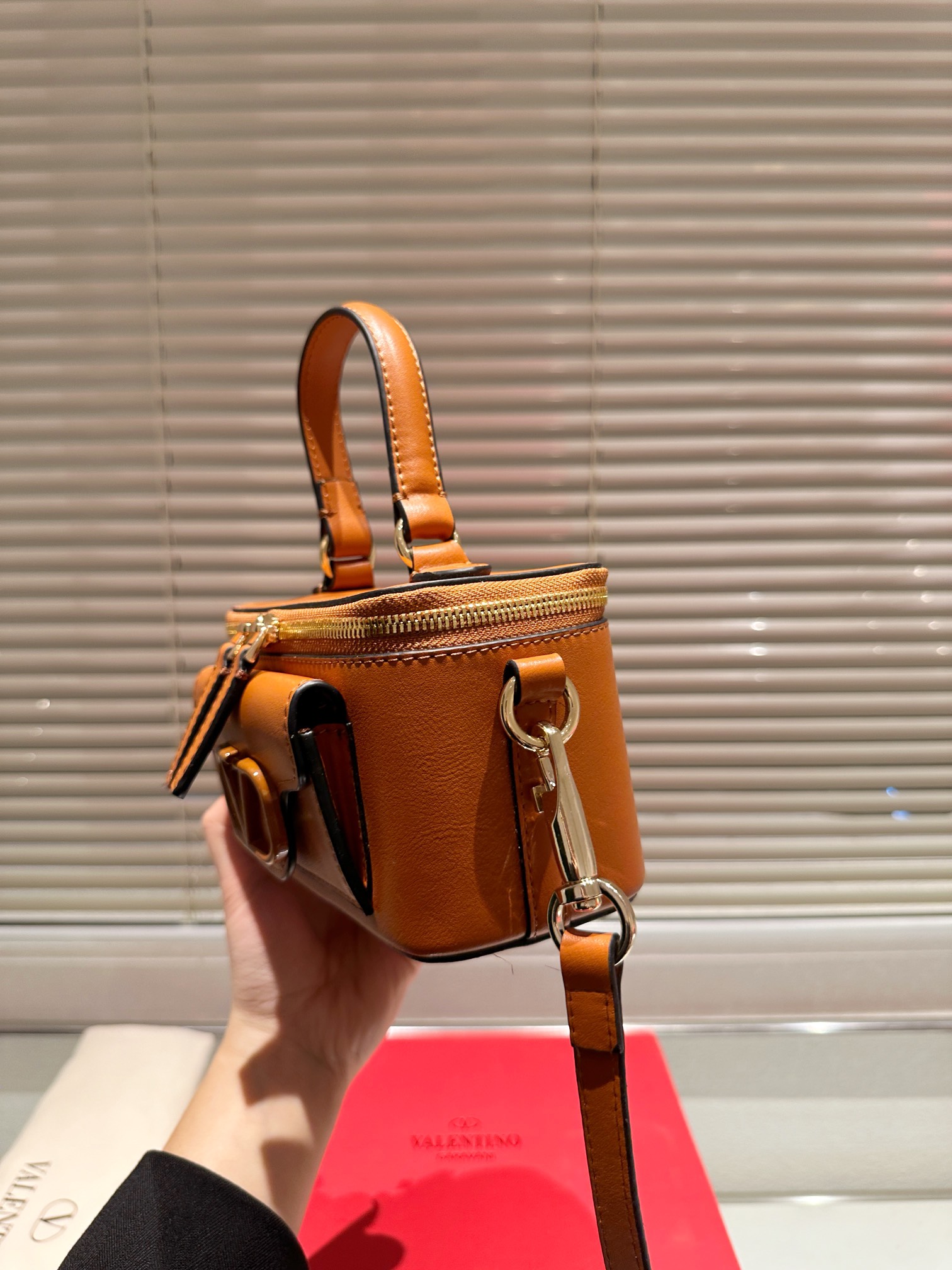 $28.99-Valentino -X5368 gallery