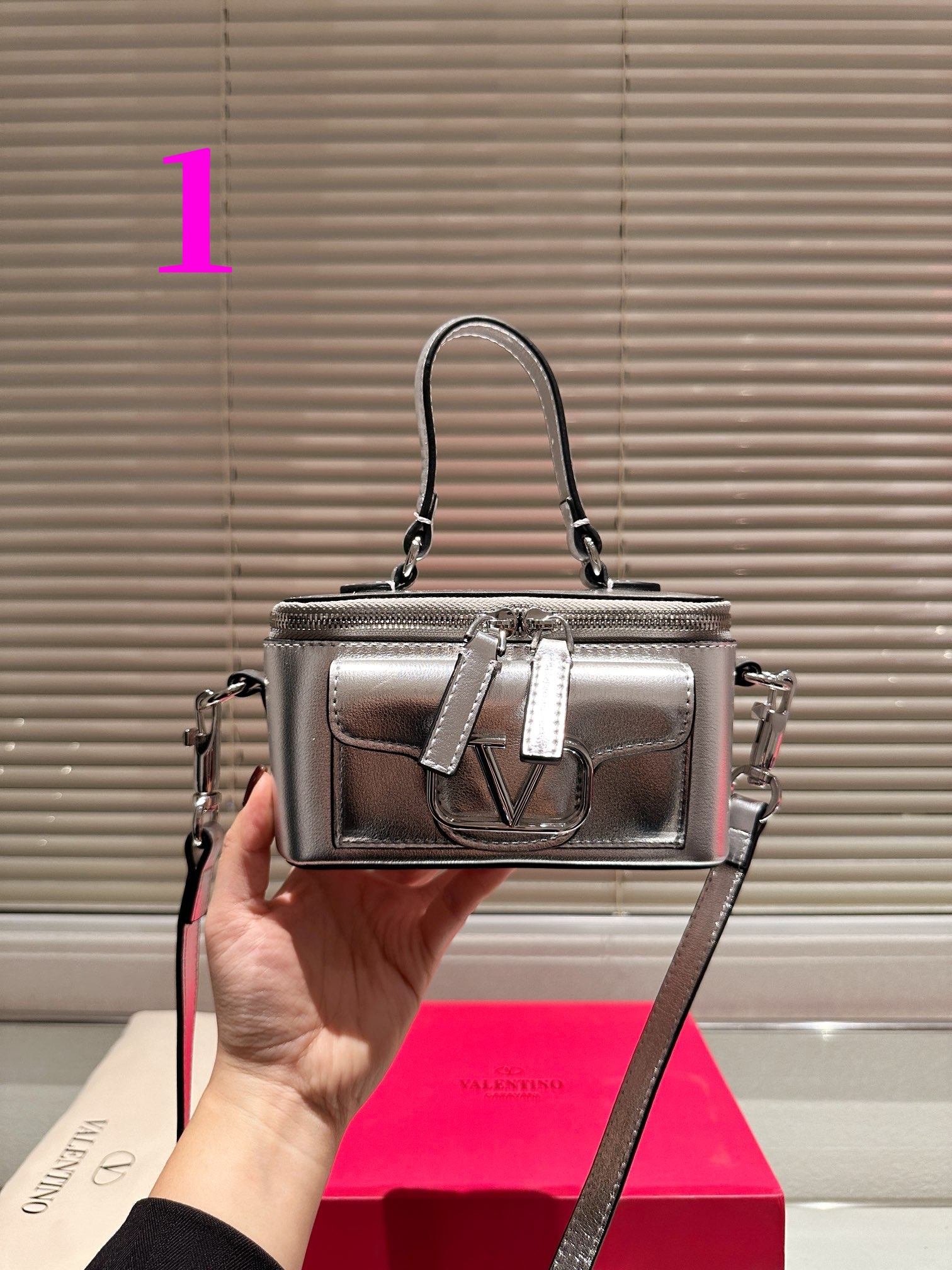 $28.99-Valentino -X5368 gallery