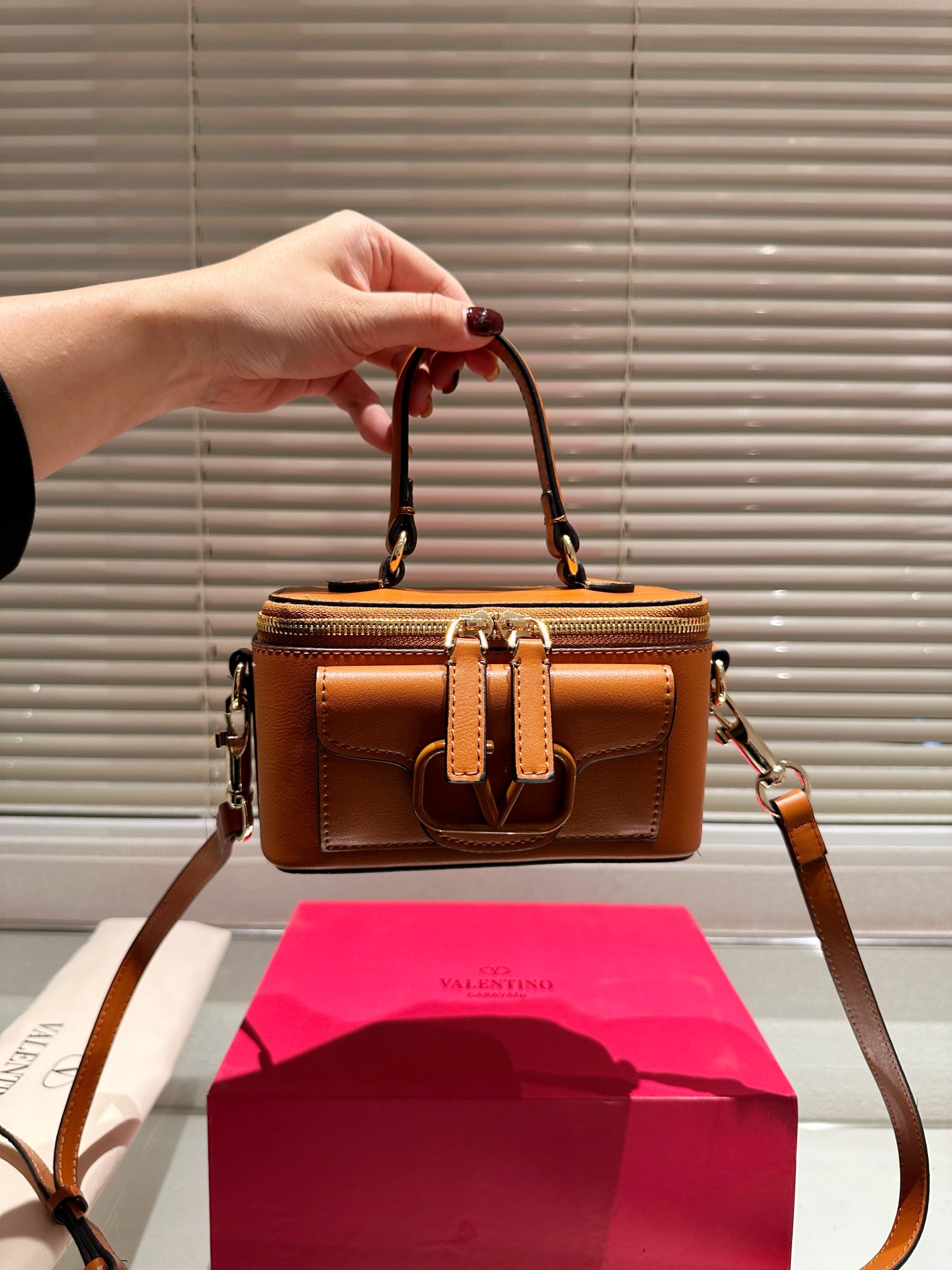 $28.99-Valentino -X5368 gallery