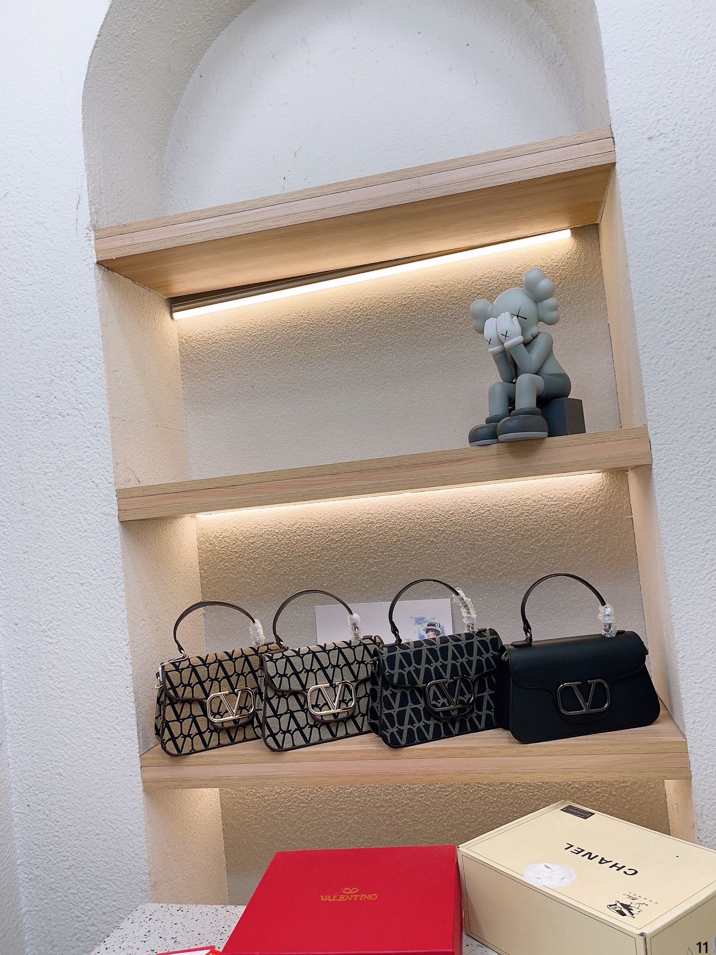 $28.99-Valentino-X5547 gallery