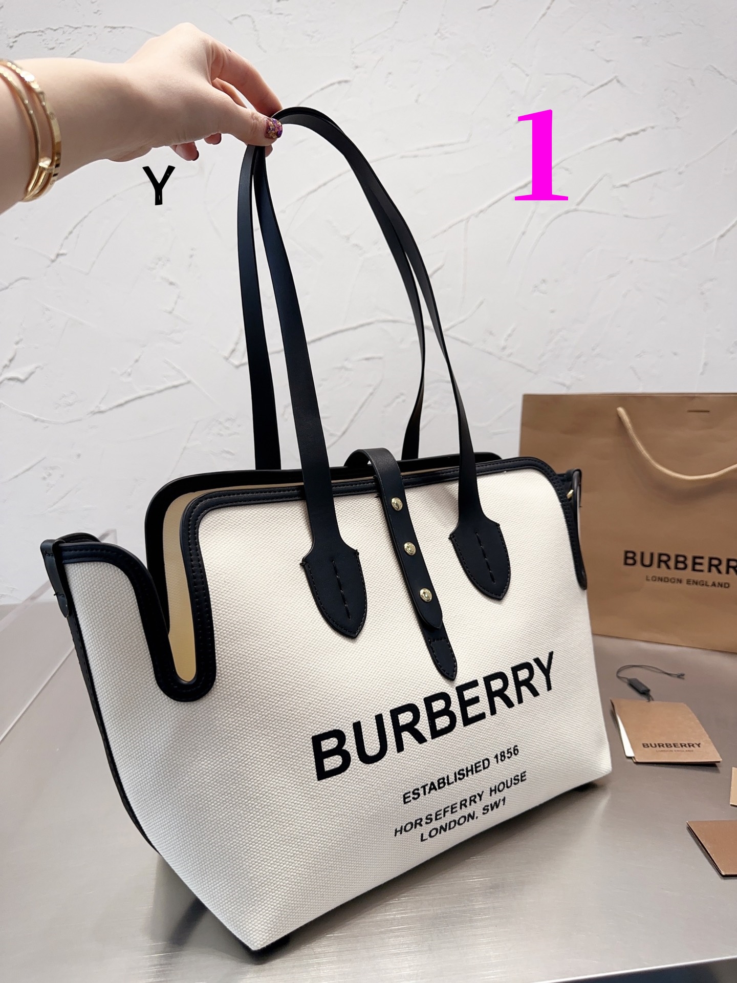 $28.99-burberry-X5578 gallery