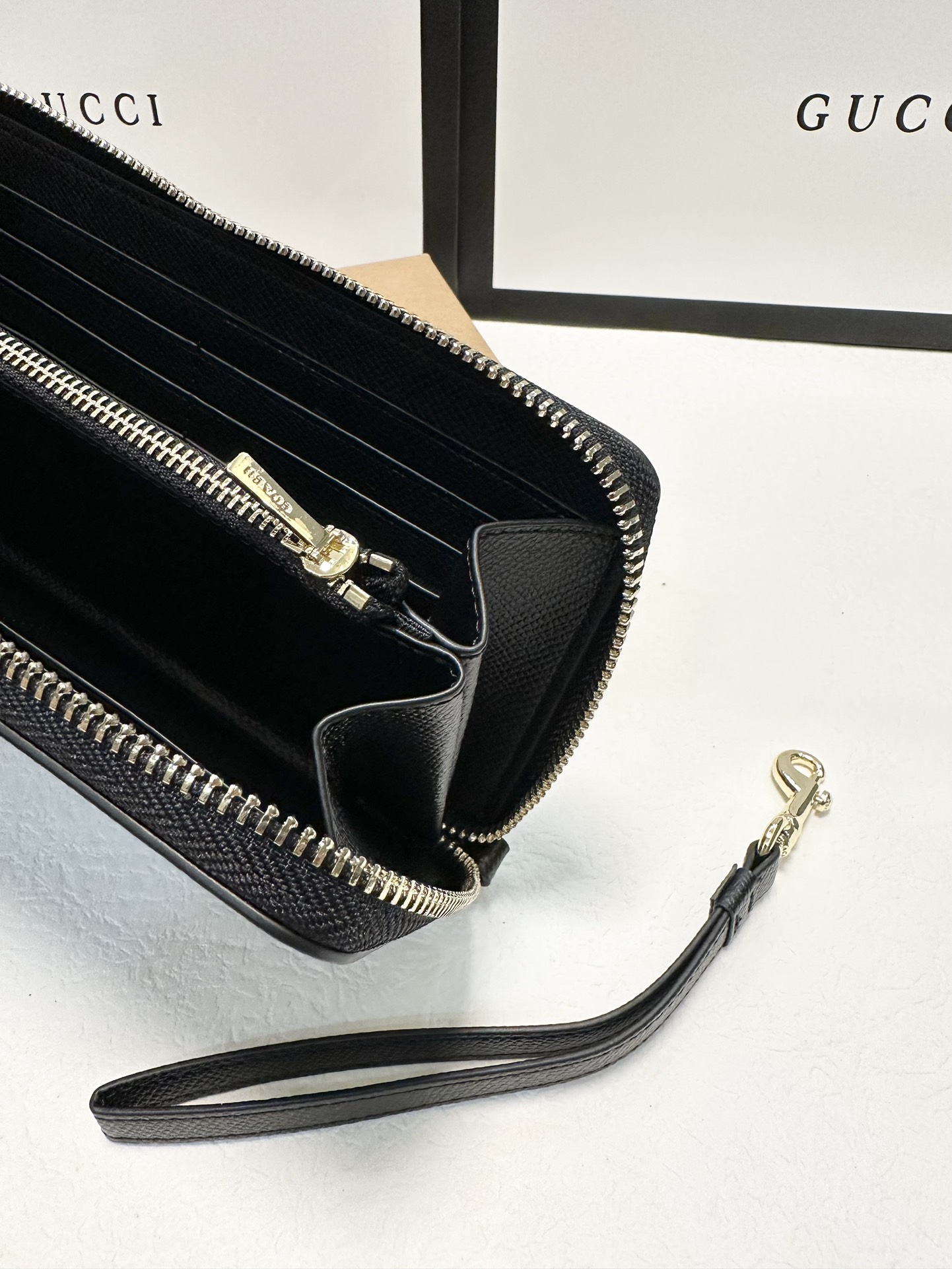 $28.99-coach -X5630 gallery
