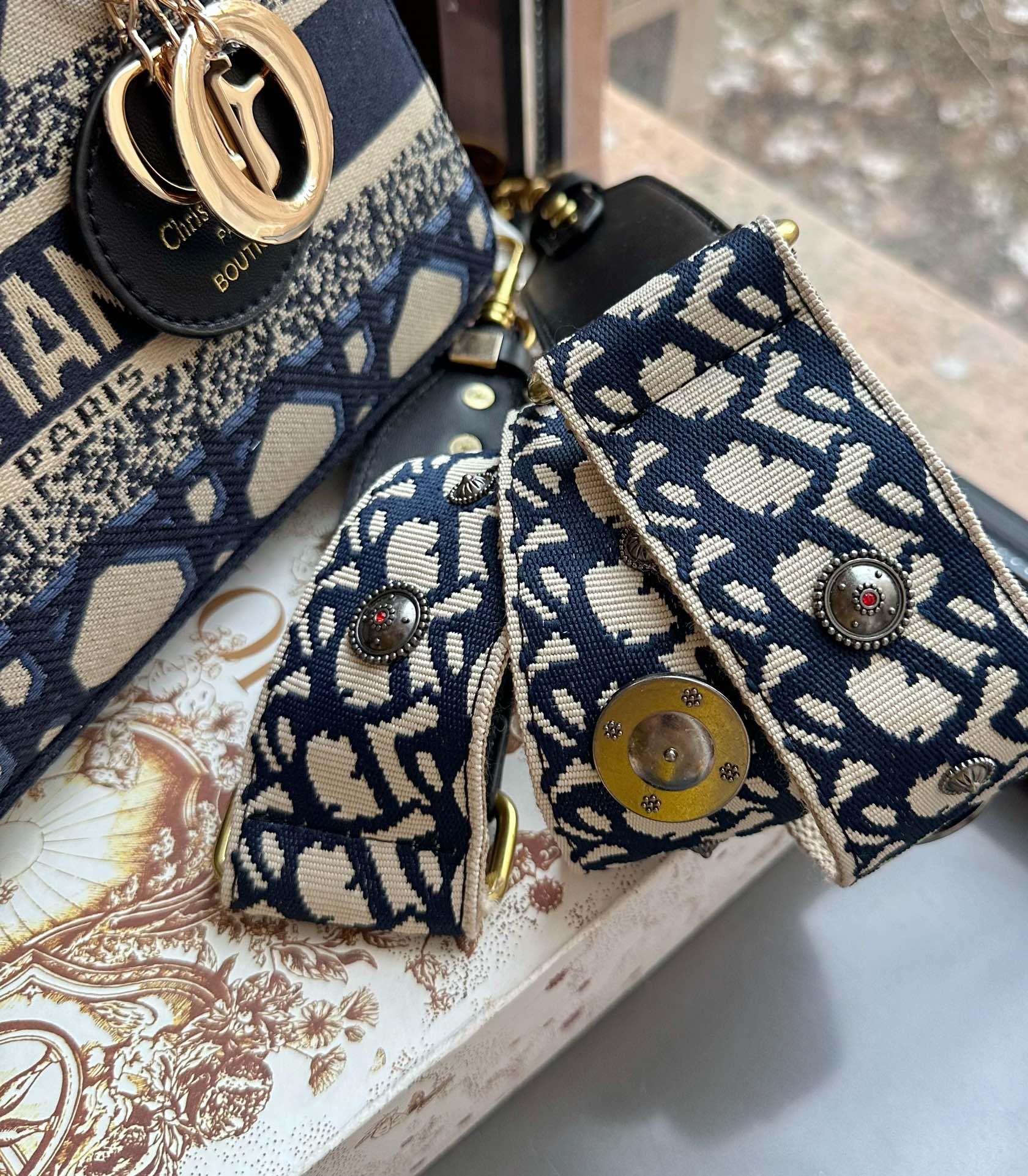 $28.99-dior-X5785 gallery