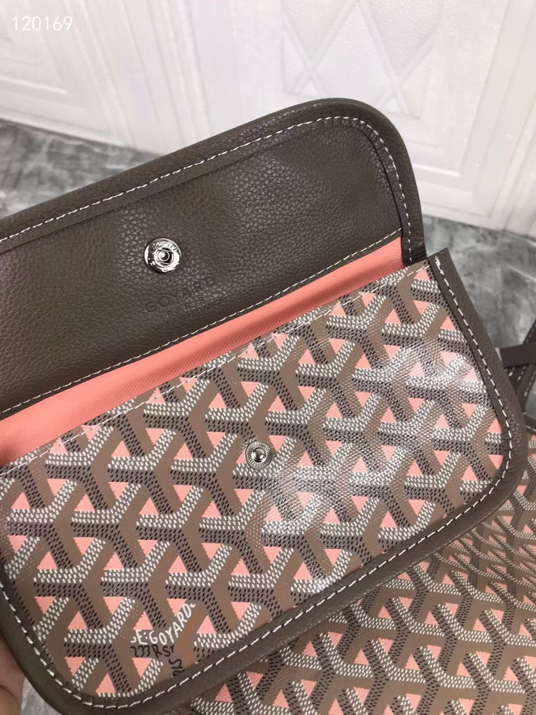 $28.99-goyard-X5600 gallery
