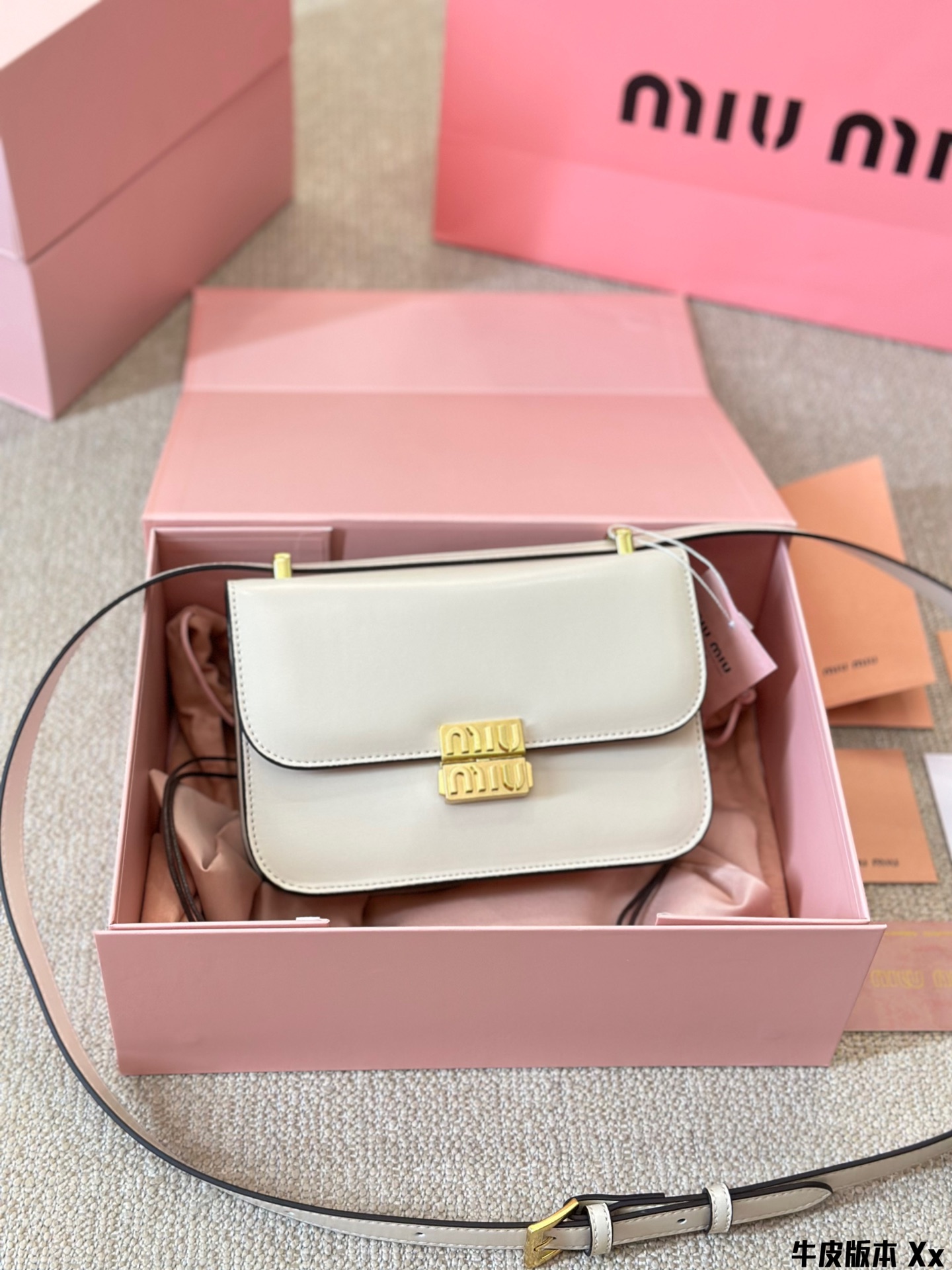 $28.99-miumiu-X5425 gallery