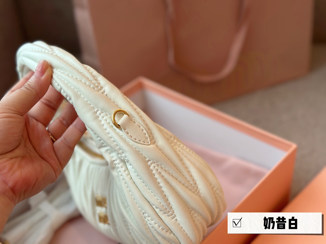 $28.99-miumiu-X5504 gallery