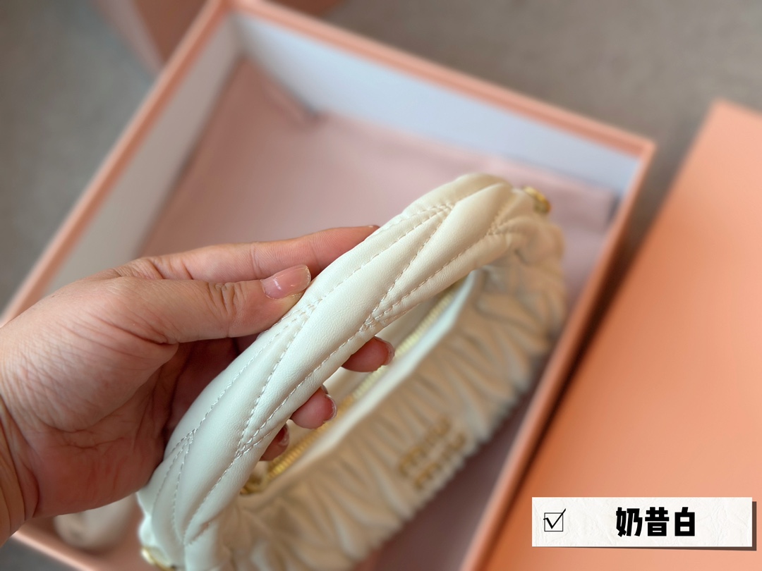 $28.99-miumiu-X5504 gallery