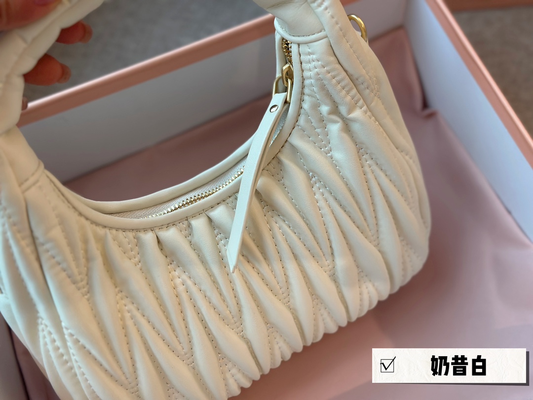 $28.99-miumiu-X5504 gallery