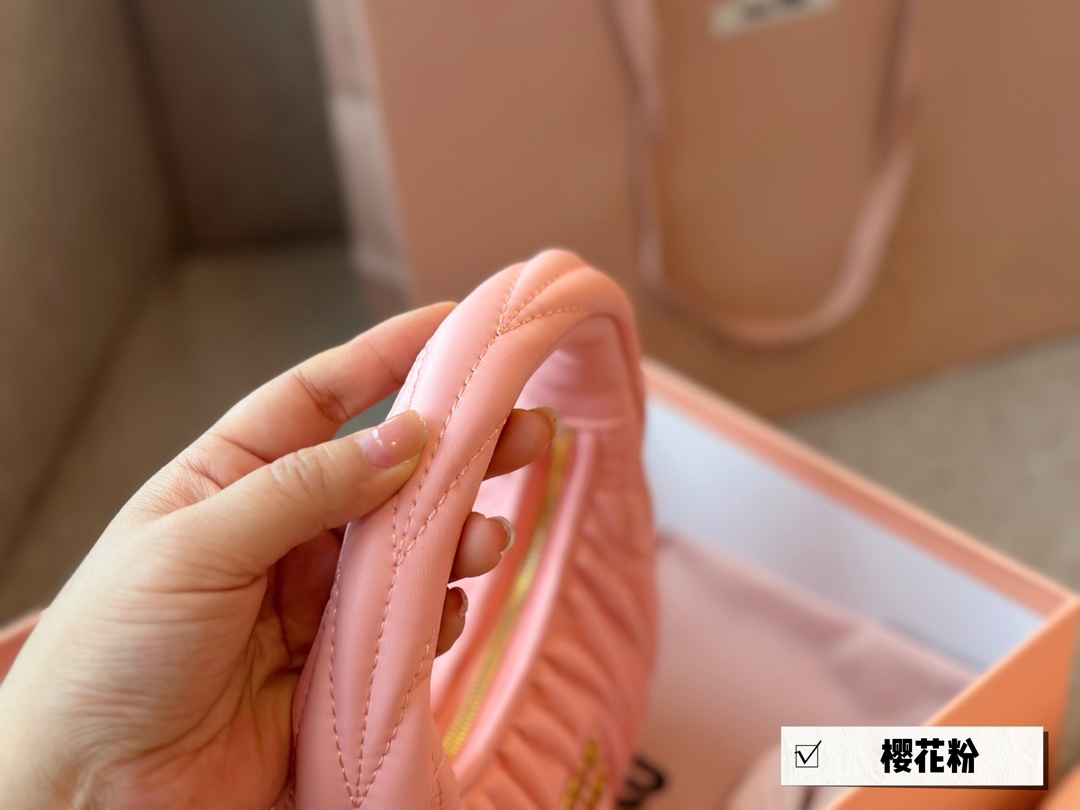 $28.99-miumiu-X5504 gallery