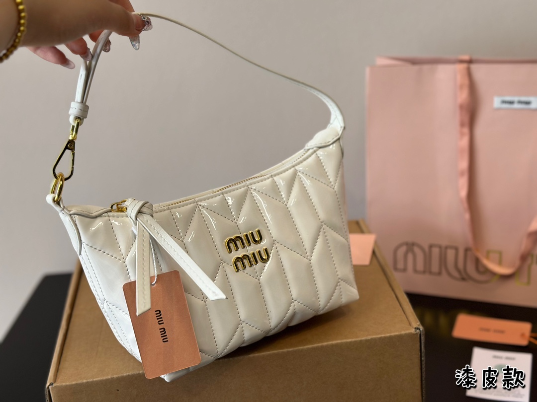 $28.99-miumiu-X5592 gallery