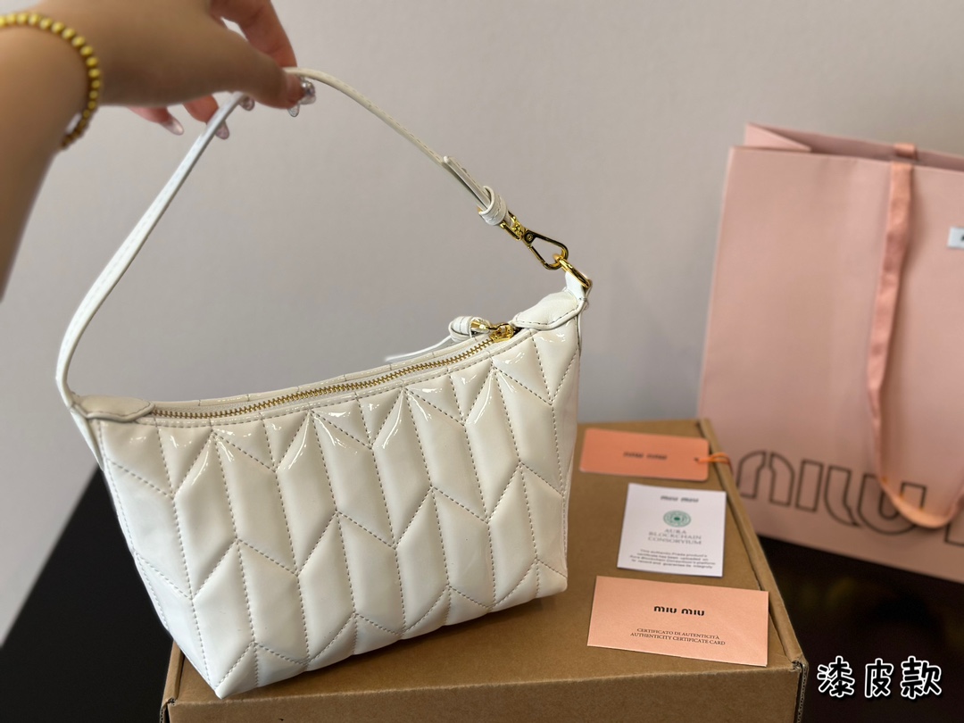 $28.99-miumiu-X5592 gallery