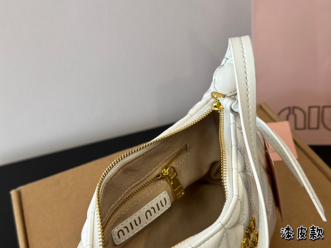 $28.99-miumiu-X5592 gallery