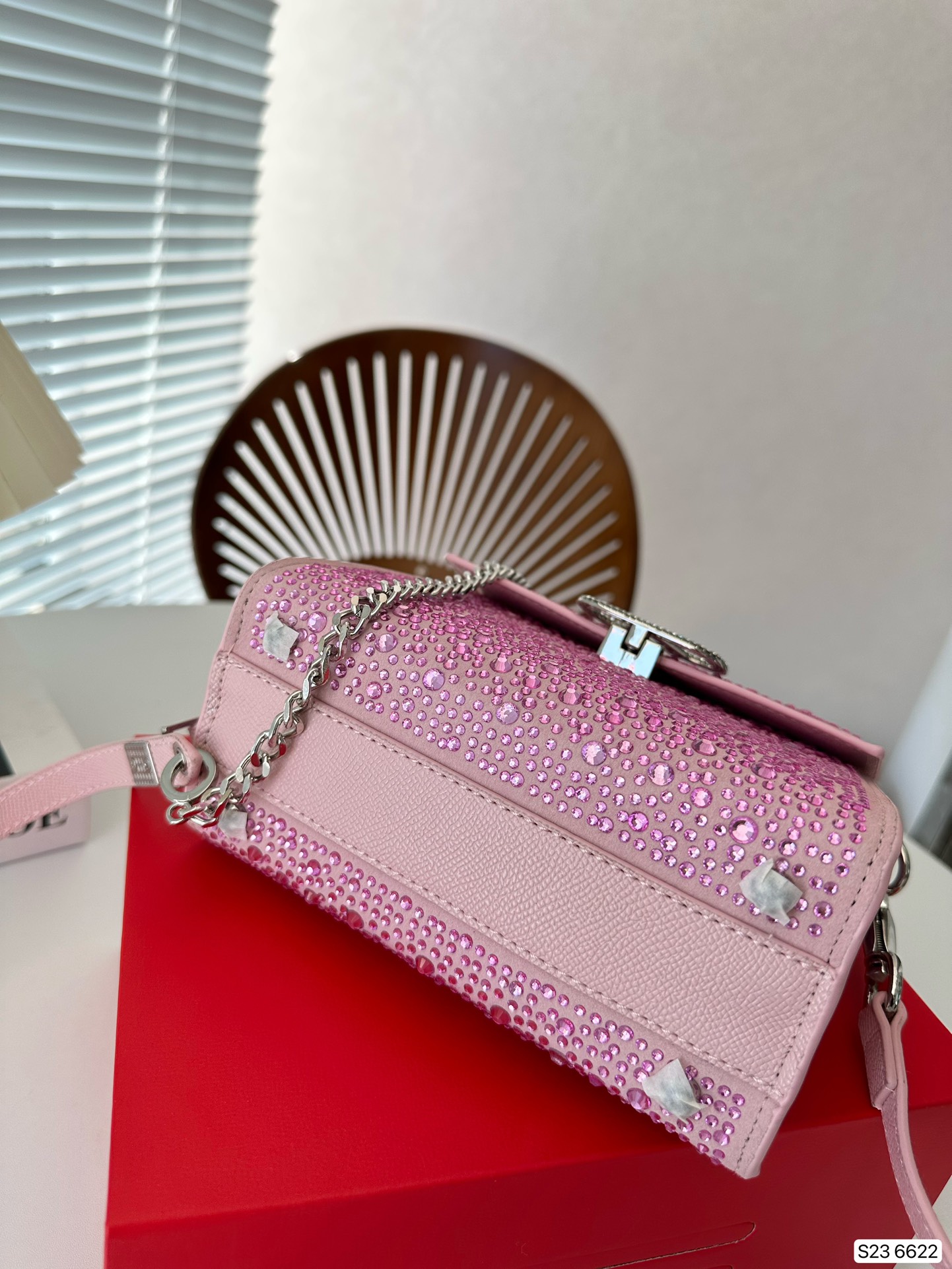 $28.99-valentino-X5509 gallery