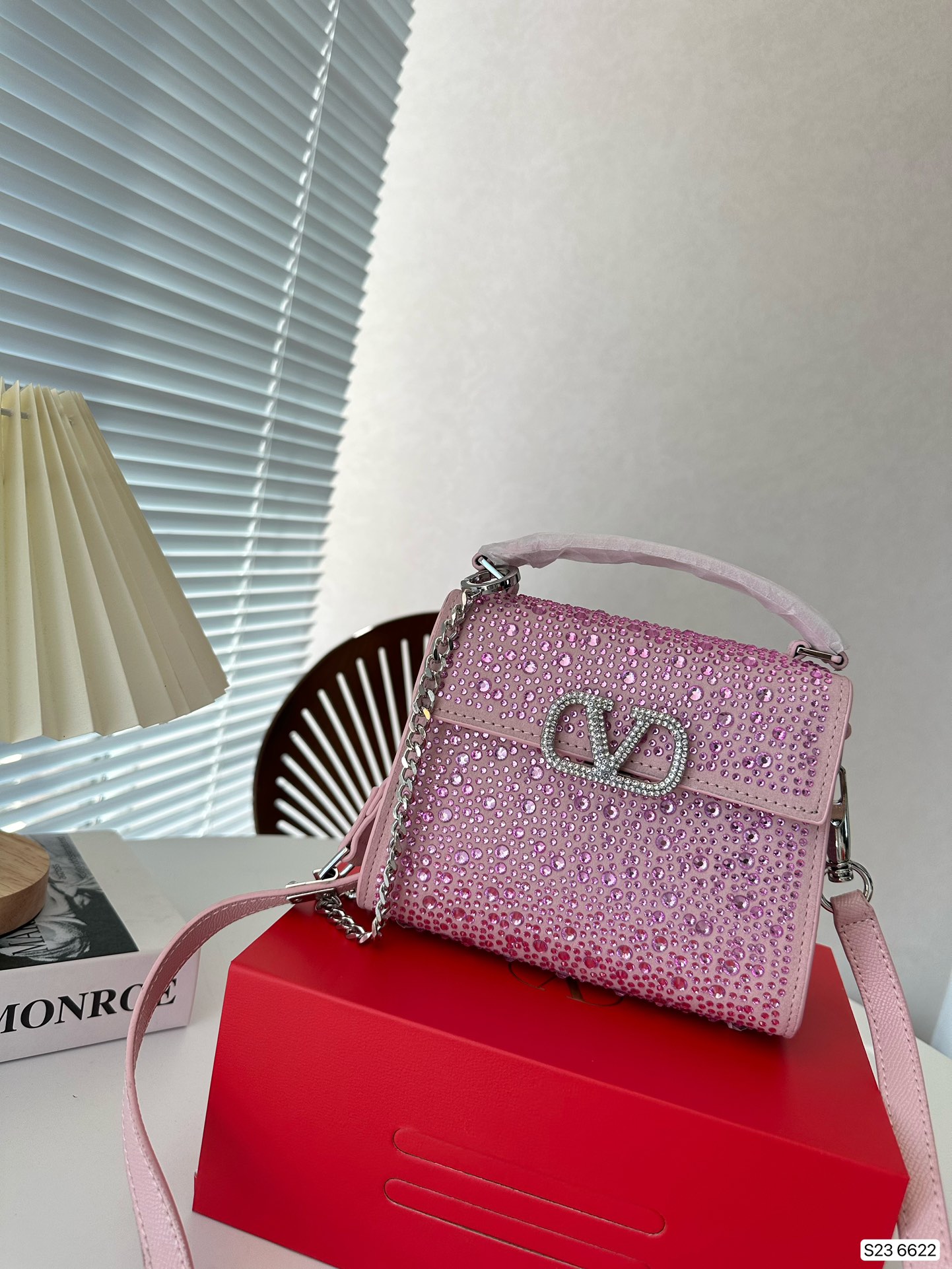 $28.99-valentino-X5509 gallery