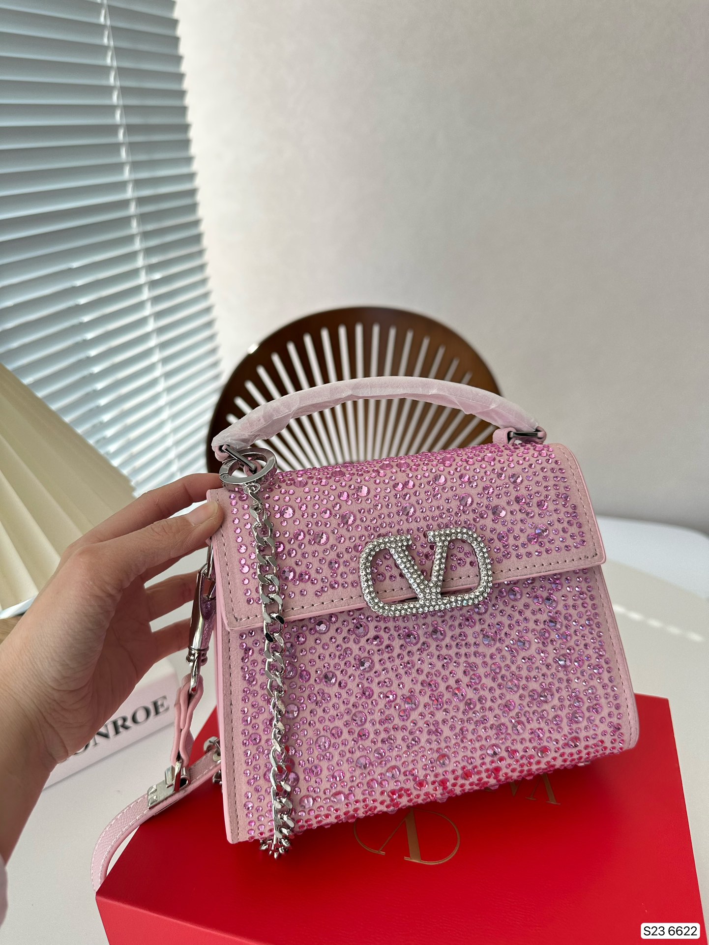 $28.99-valentino-X5509 gallery