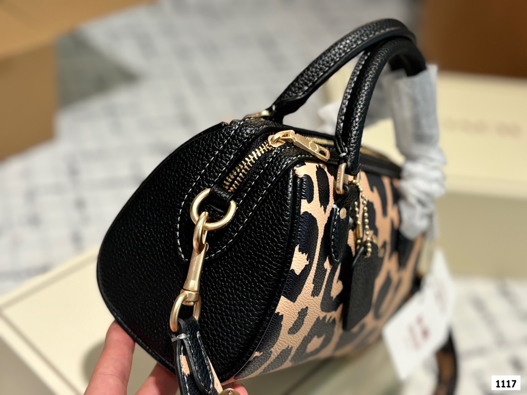 $28.99COACH-X5711 gallery