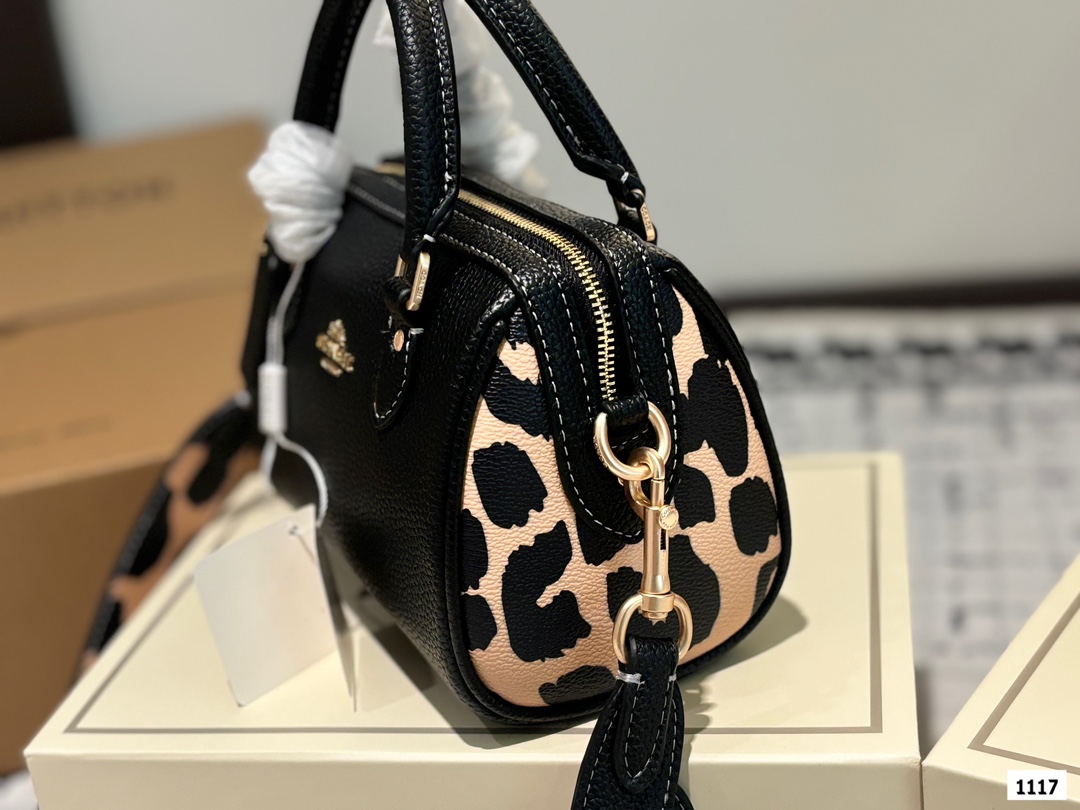 $28.99COACH-X5711 gallery
