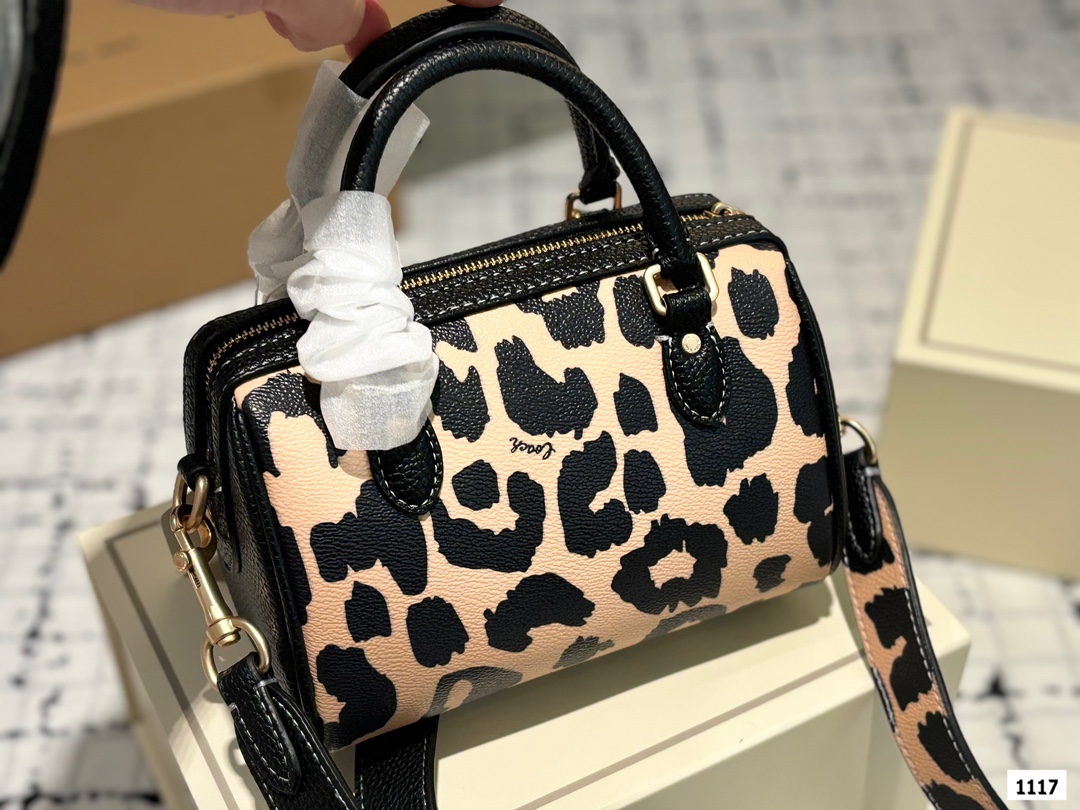 $28.99COACH-X5711 gallery
