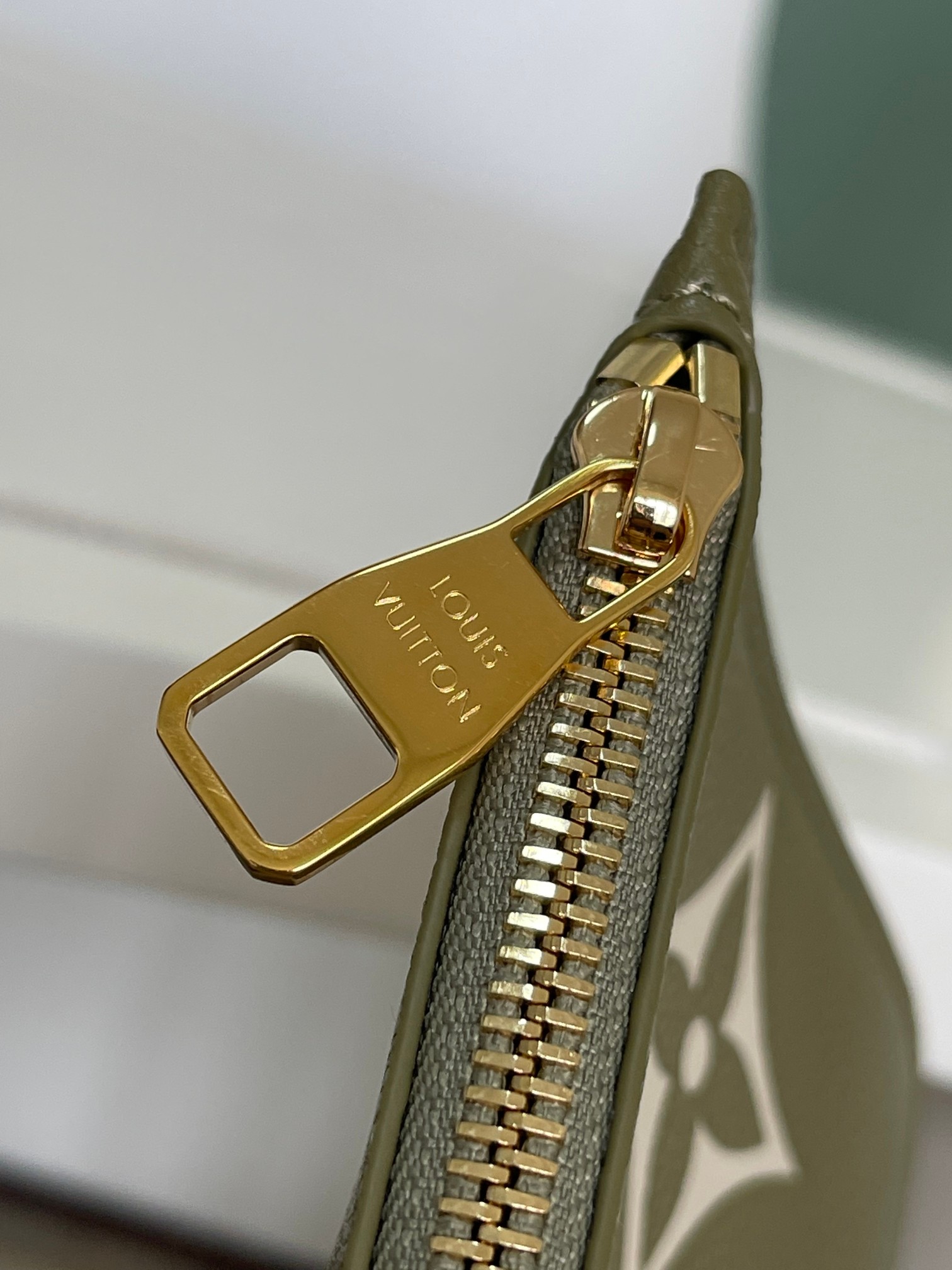 $29.99 LV M46649 X2413 gallery