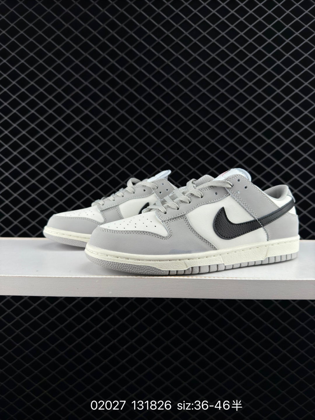 $29.99Nike SB Dunk Low Retro X4392 gallery