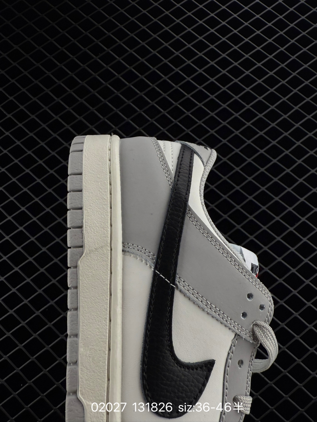$29.99Nike SB Dunk Low Retro X4392 gallery