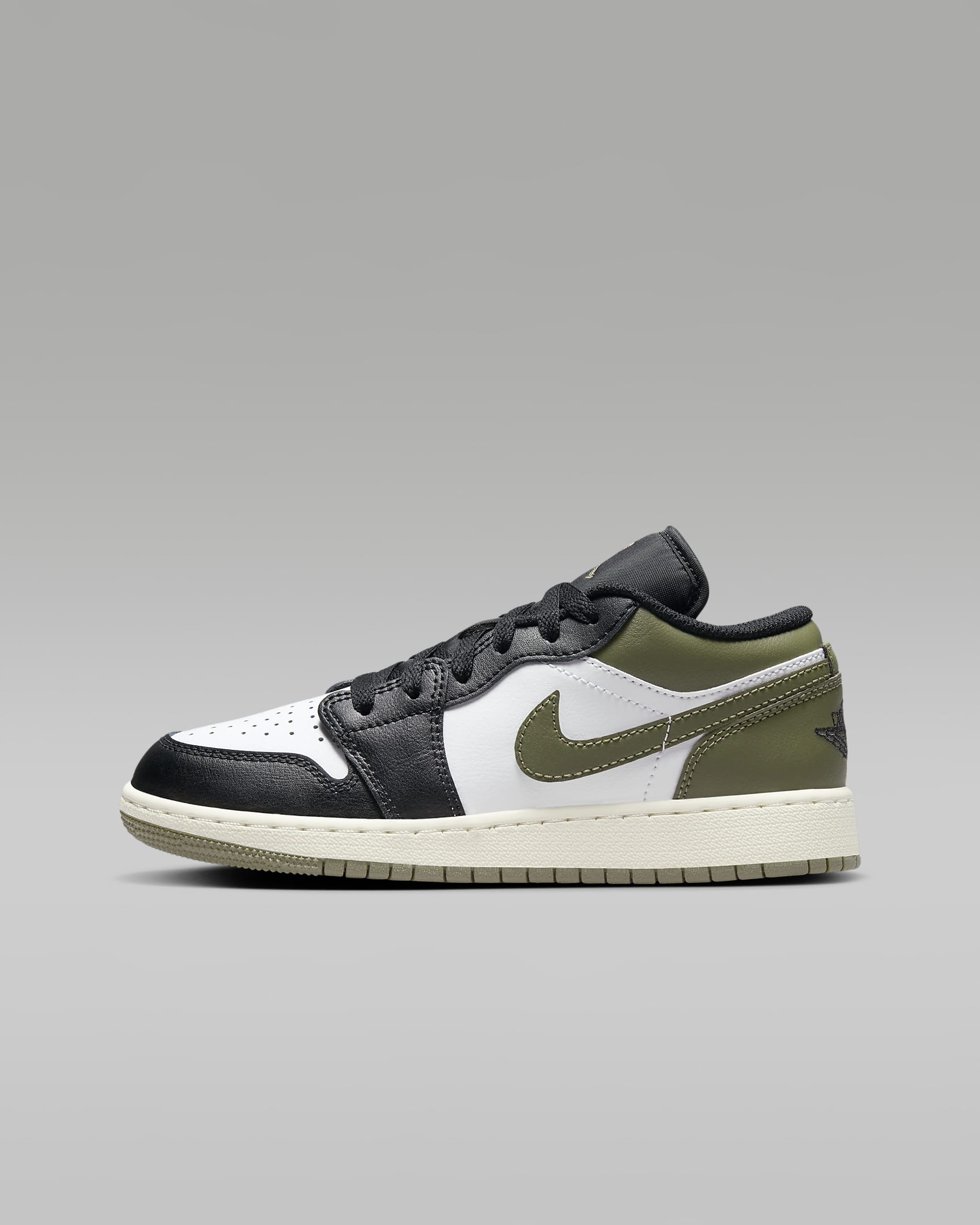 $30.99 Air Jordan 1 Low grend X4160 gallery