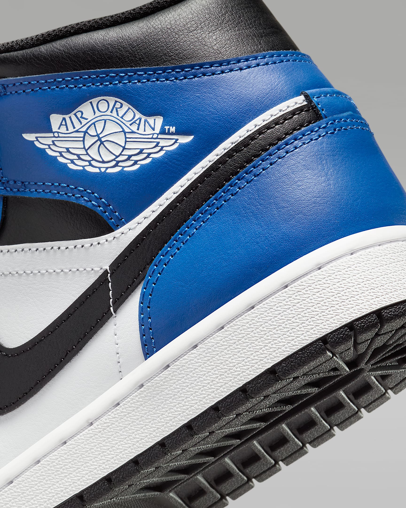 $31.99 Air Jordan 1 Mid blue X4174 gallery