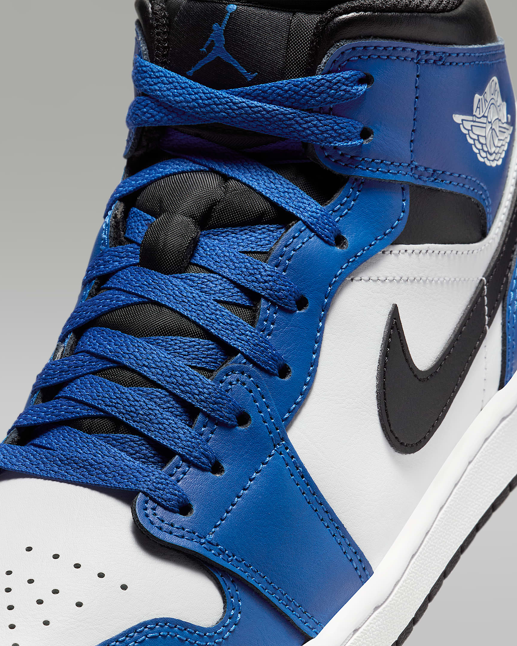 $31.99 Air Jordan 1 Mid blue X4174 gallery