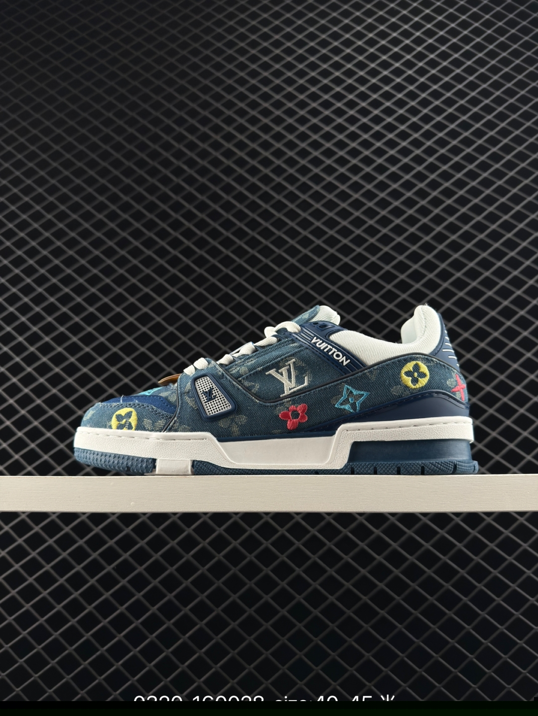 $31.99 Louis Vuitton X4263 gallery