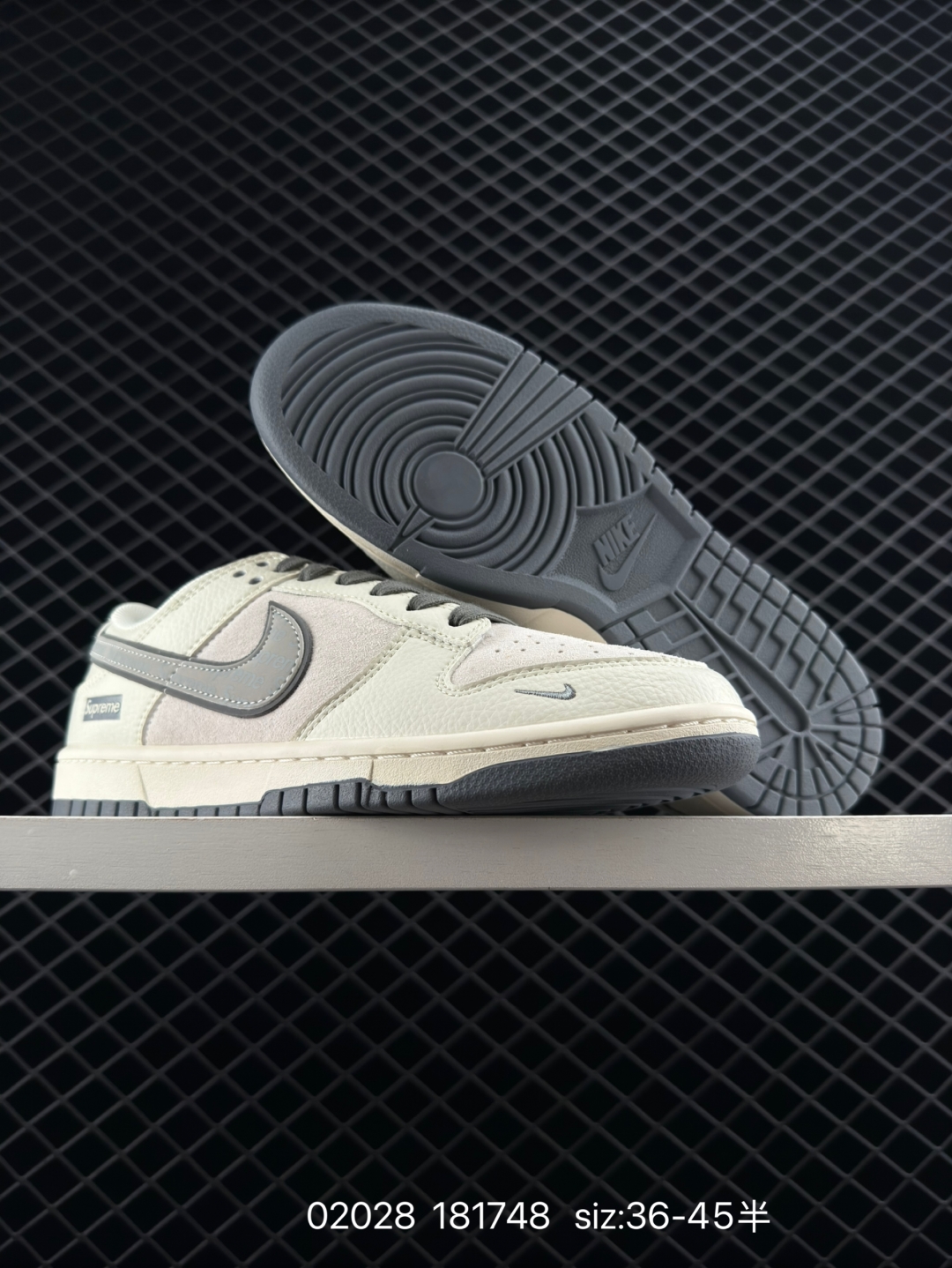 $31.99 NIKE DUNK SB LOW LV X4389 gallery