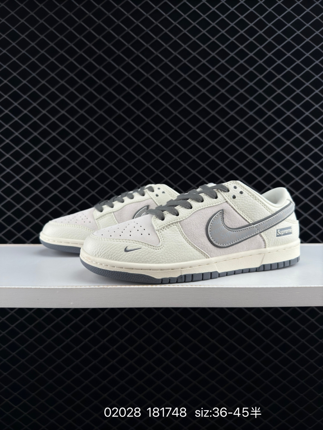 $31.99 NIKE DUNK SB LOW LV X4389 gallery