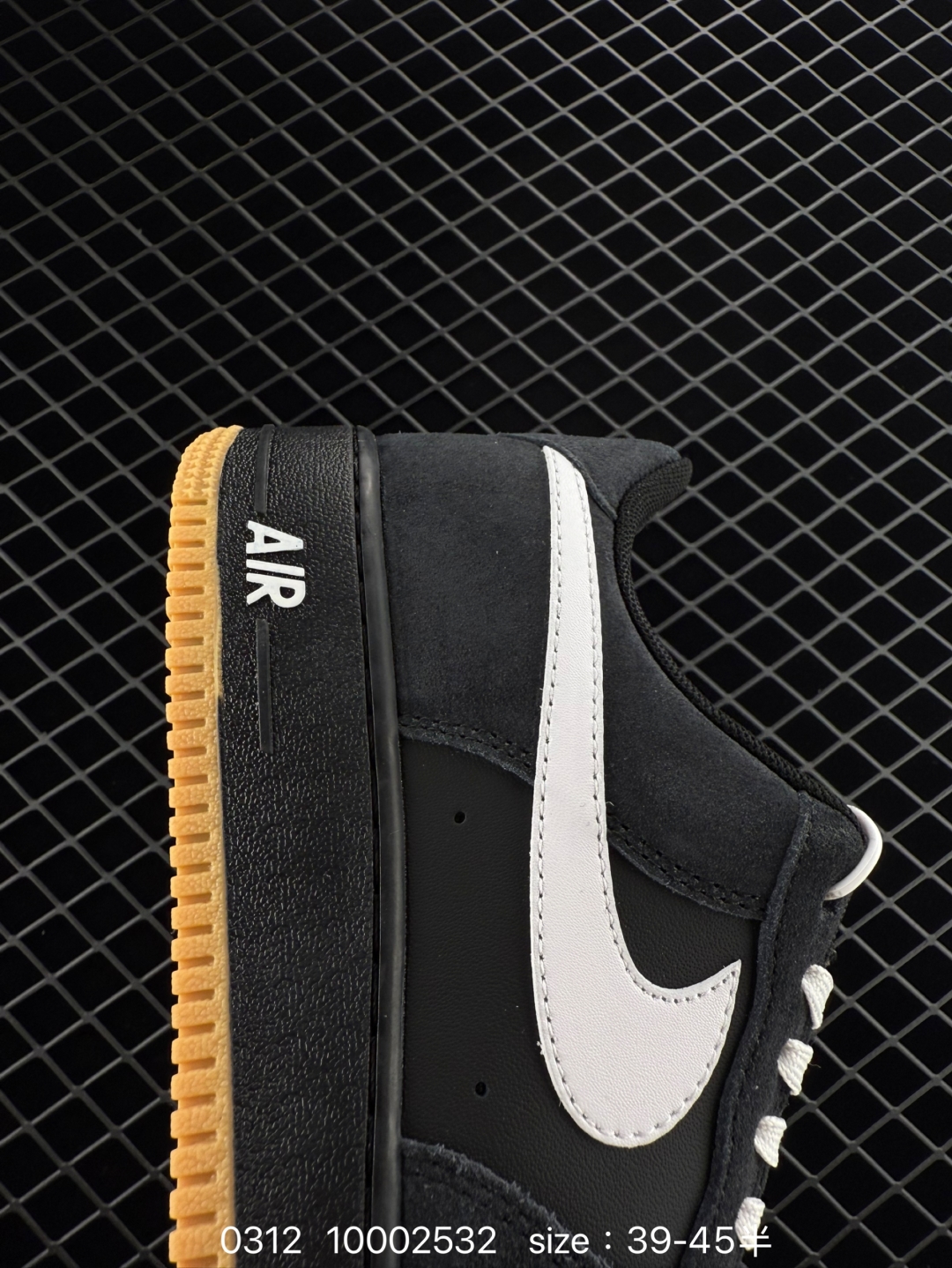 $31.99 Nike Air Force 1 Low SK8 “Black Gum”X4352 gallery