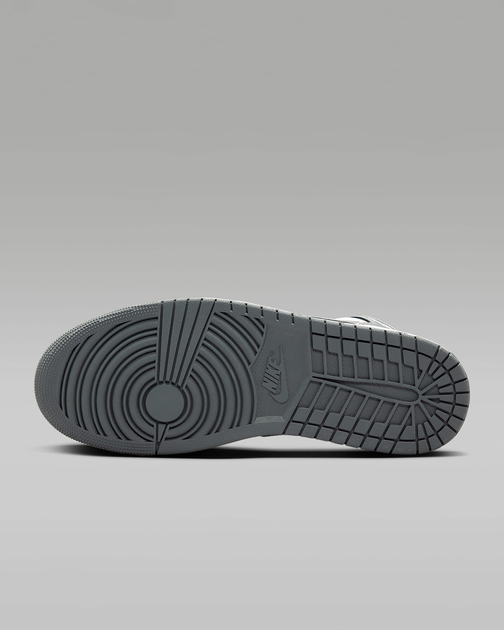 $31.99Air Jordan 1 Mid grey X4170 gallery
