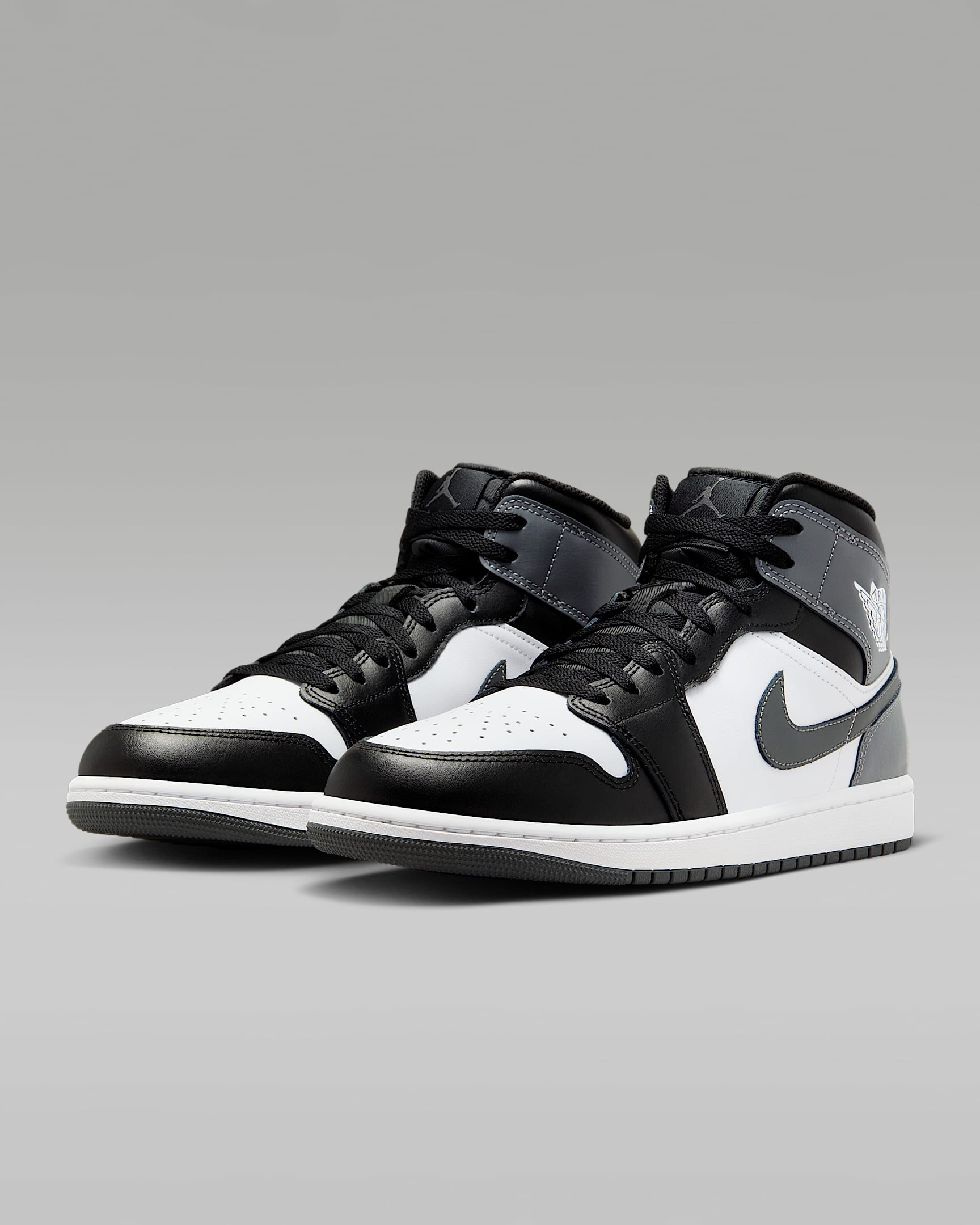 $31.99Air Jordan 1 Mid grey X4170 gallery