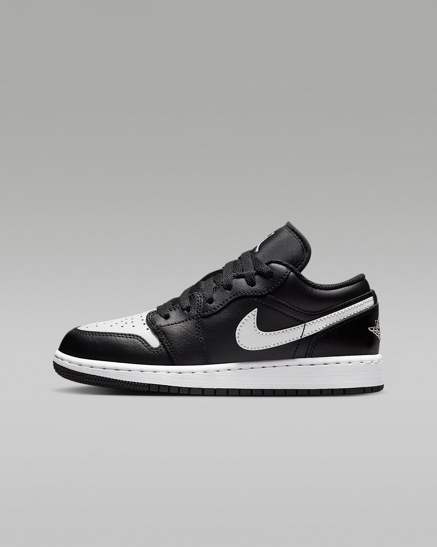 $32.99 Air Jordan 1 Low black X4165 gallery