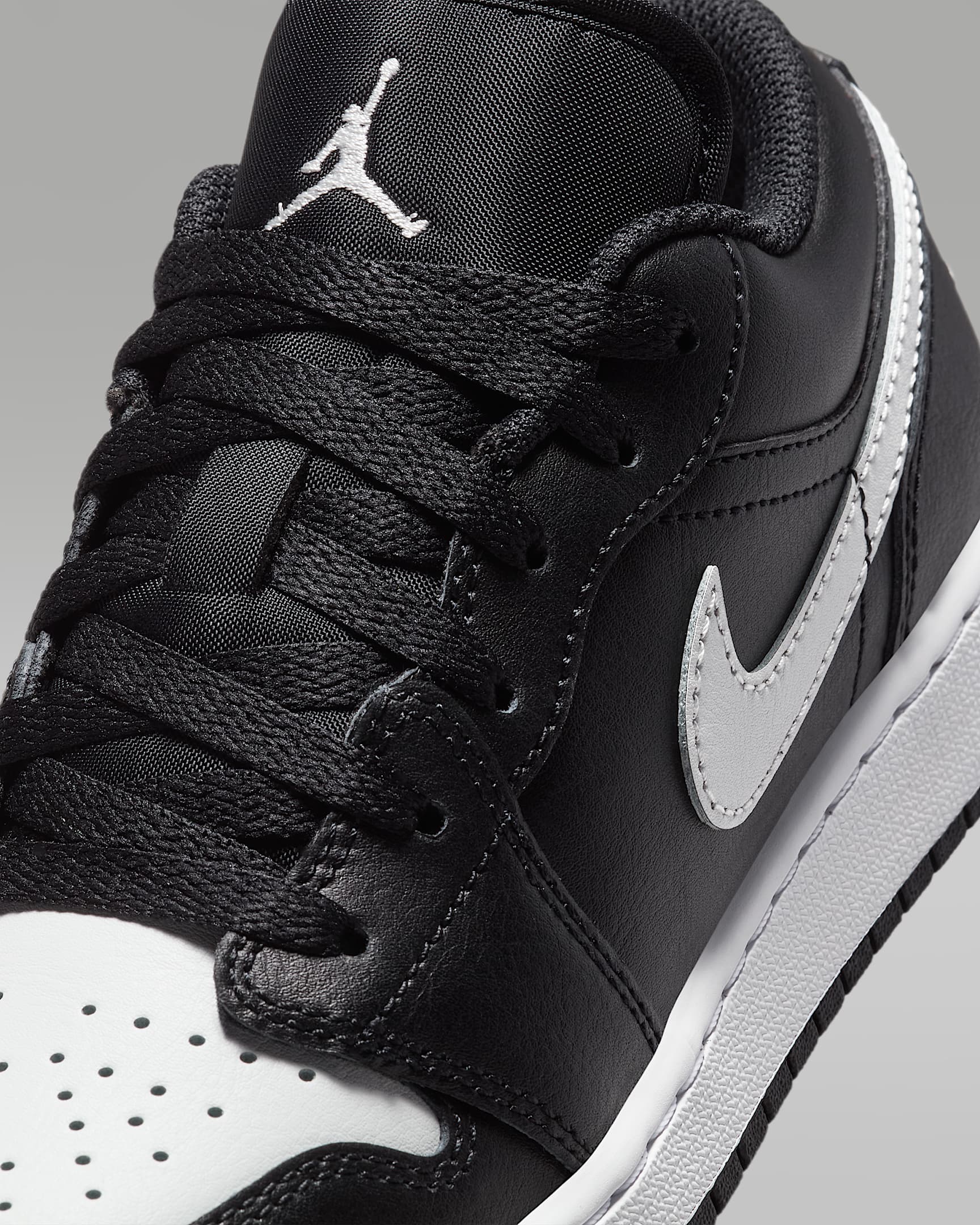 $32.99 Air Jordan 1 Low black X4165 gallery