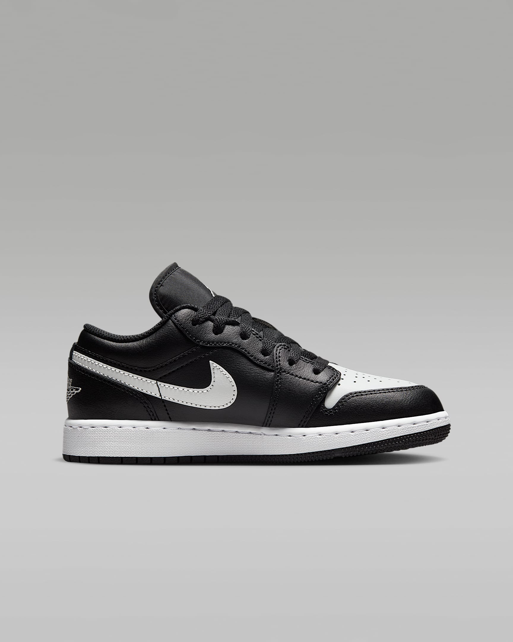 $32.99 Air Jordan 1 Low black X4165 gallery