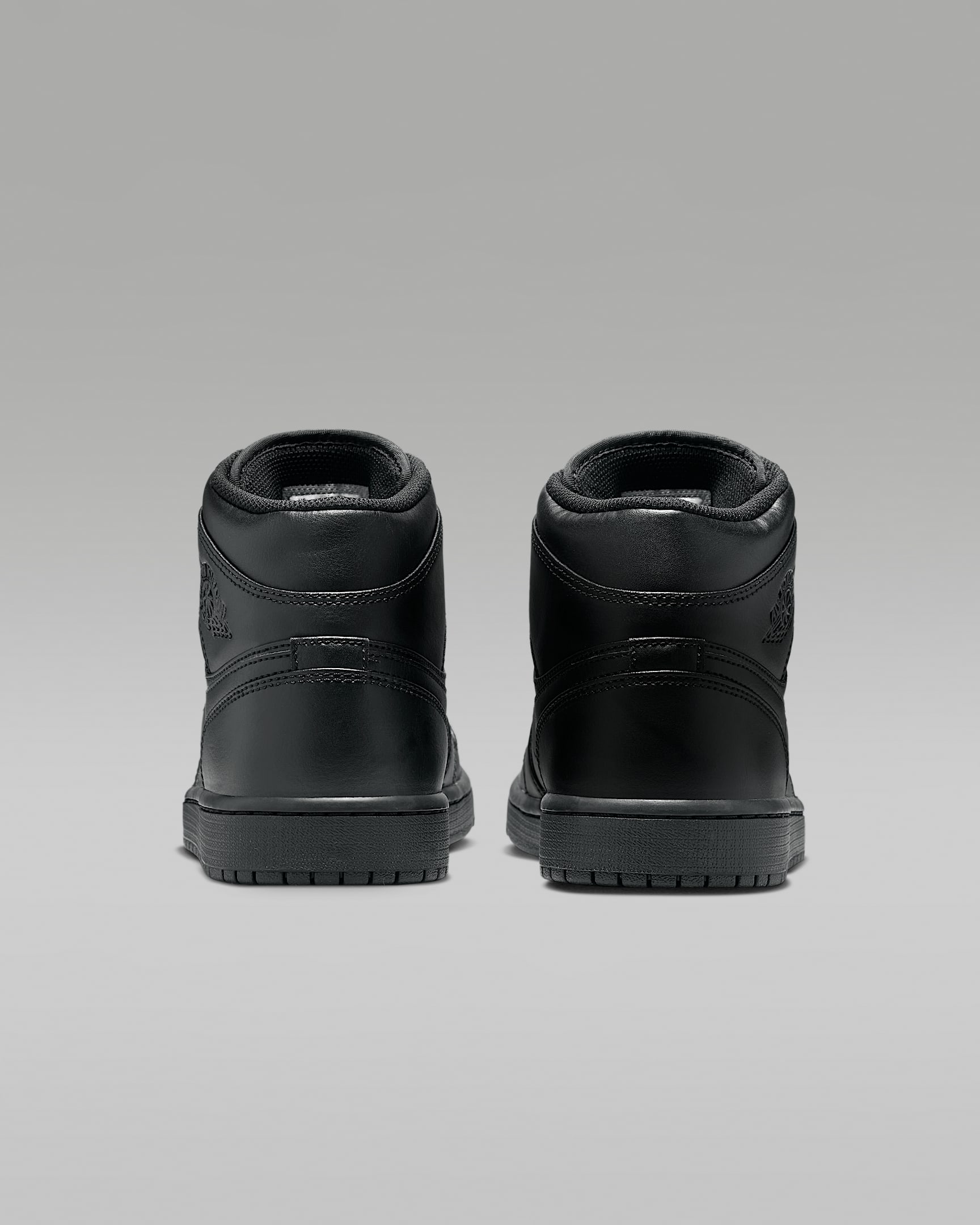 $32.99 Air Jordan 1 Mid black X4175 gallery
