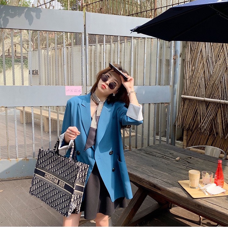 $32.99 DIOR  7654 X2295 gallery