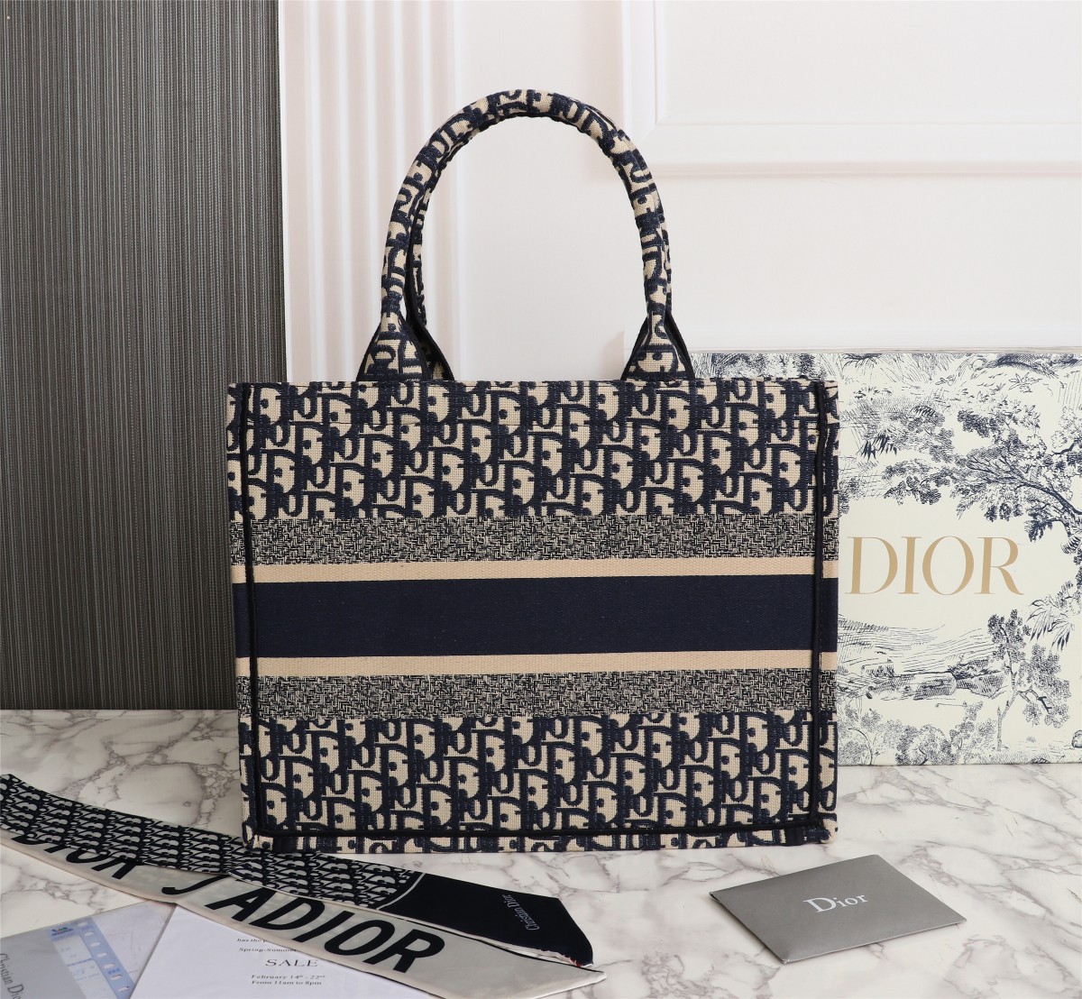 $32.99 DIOR  7654 X2295 gallery
