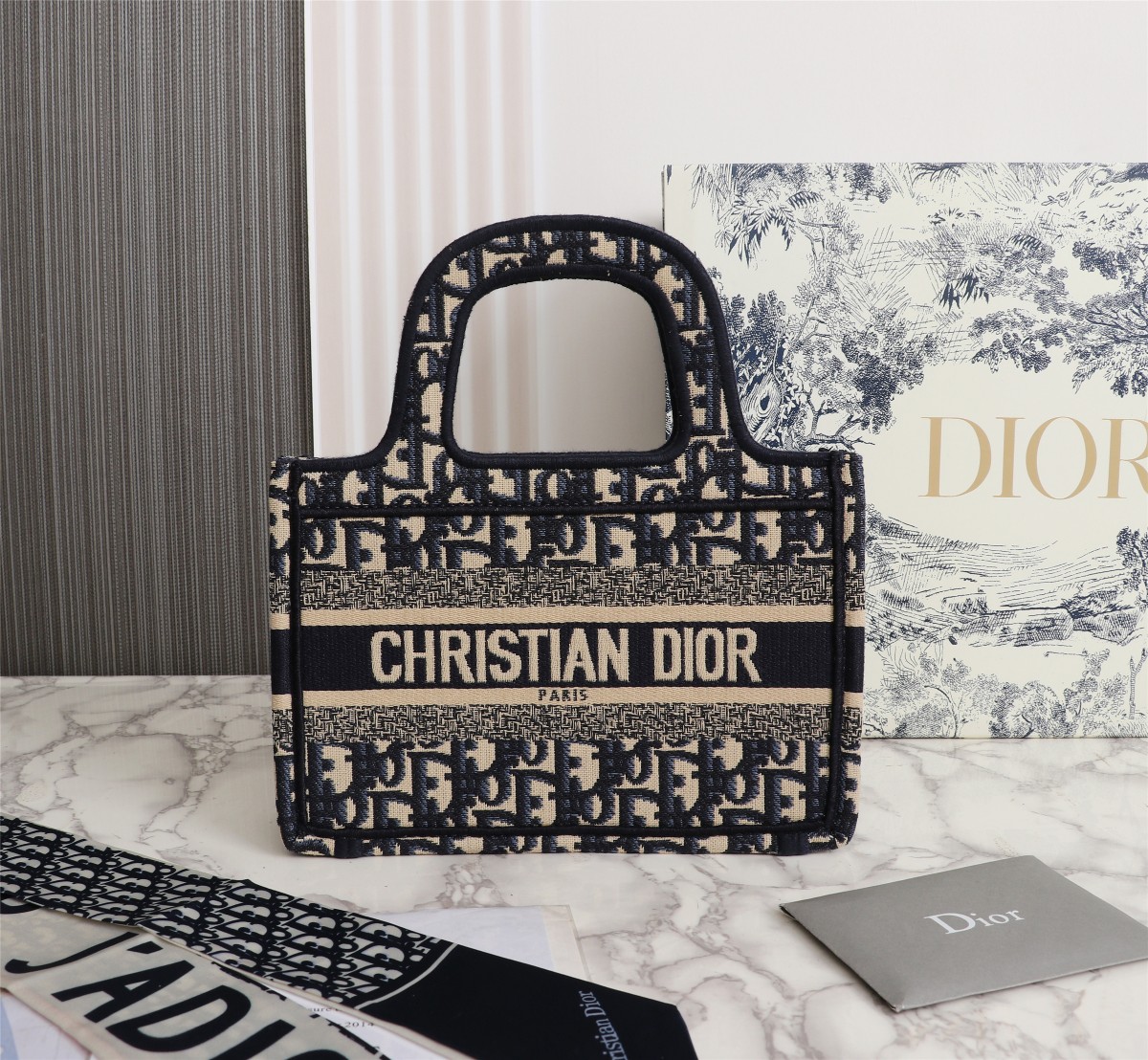 $32.99 DIOR  7654 X2295 gallery