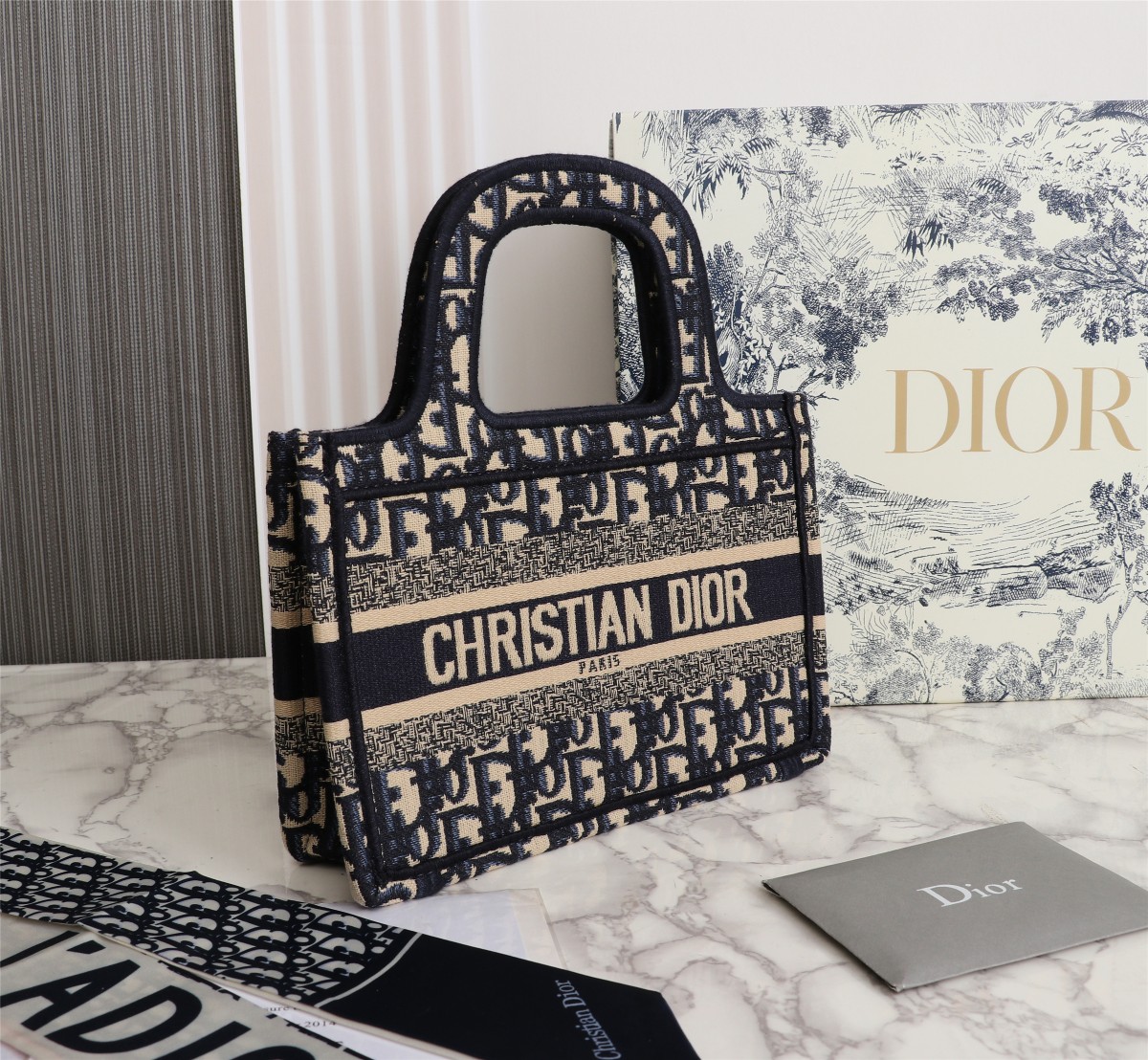 $32.99 DIOR  7654 X2295 gallery