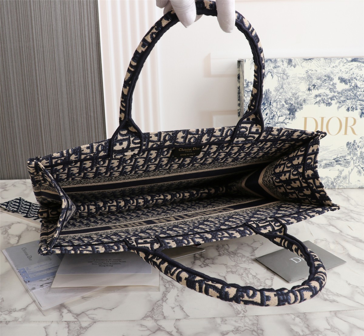 $32.99 DIOR  7654 X2295 gallery