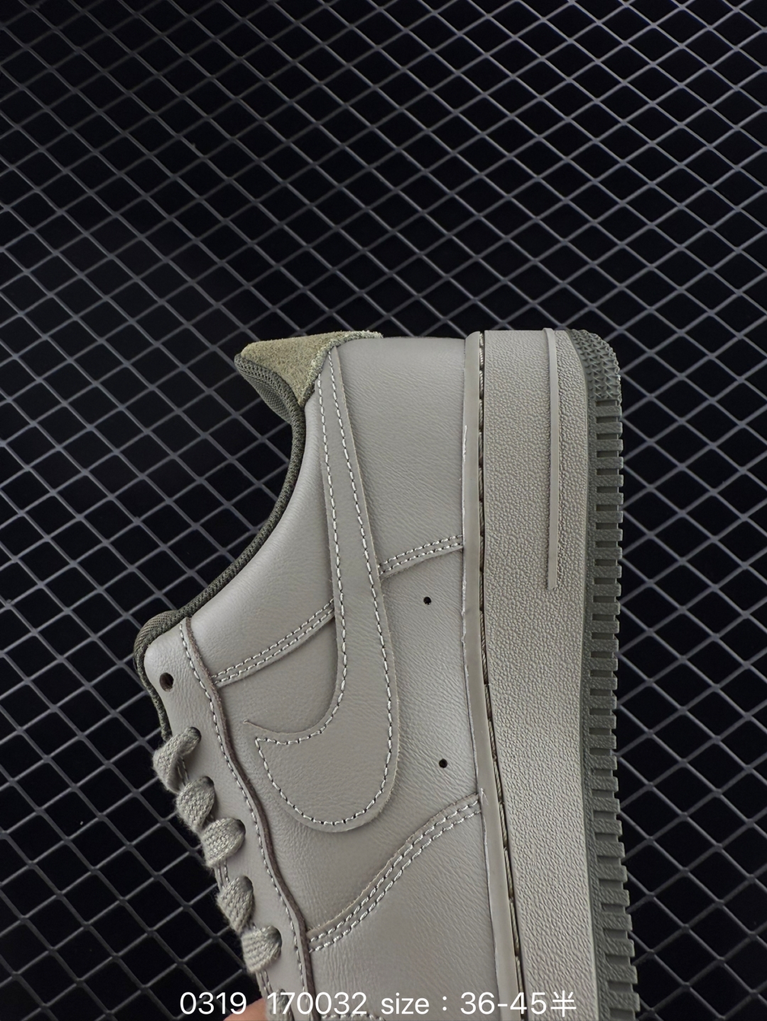 $32.99Nike Air Force 1 '07 X4289 gallery