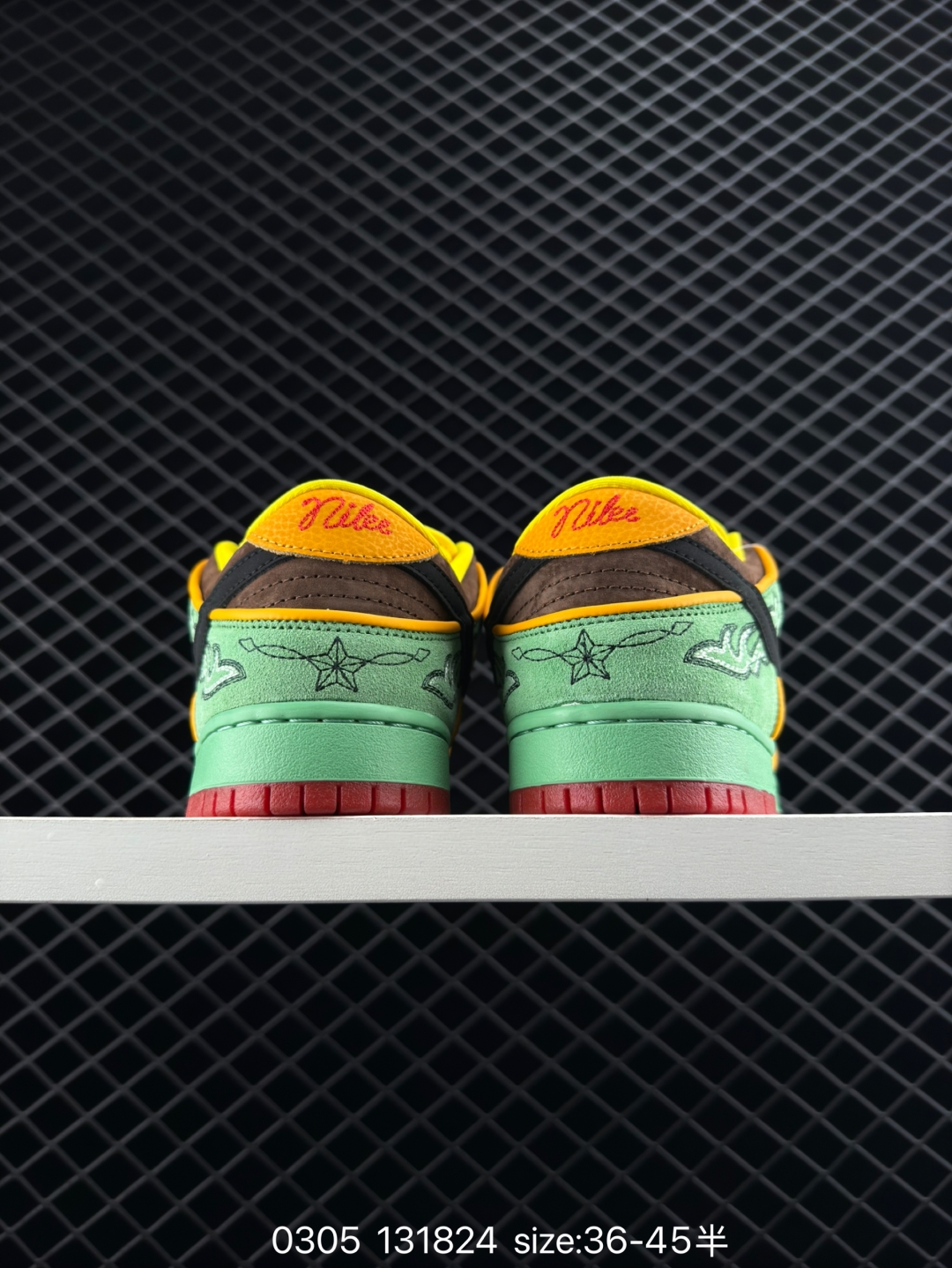 $32.99Nike SB Dunk Low Pro “Takashi” X4371 gallery